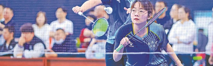 开云体育网页版-挥拍展风采|羽毛球|泉港|金龙鱼|精英赛|选手_新浪体育_新浪新闻