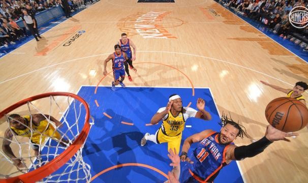 开云体育入口-【现场】球迷气势加成！尼克斯绝地7武士捍卫天王山