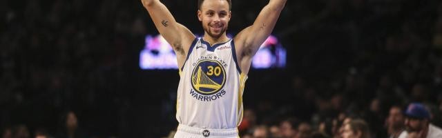 开云体育入口-【观察】赛季首月颁奖典礼 库里MVP勇士获三大奖