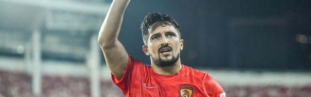 开云体育网站-洛国富告别广州返巴西 中超缘尽国足缘分能否续？