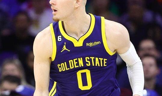 开云体育电脑版-怀斯曼回归驰援勇士 发展联盟练级终于收获成长