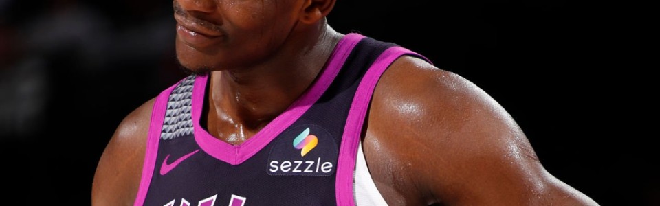 开云体育官方入口-NBA官宣两张罚单：华子贝恩用力把球扔向观众席 各罚25000美元