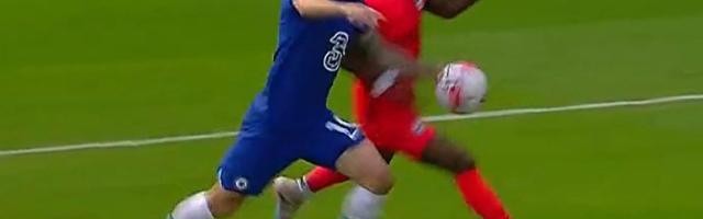 开云体育电脑版-老倒霉蛋布莱顿再遇误判，裁判公司这次不道歉