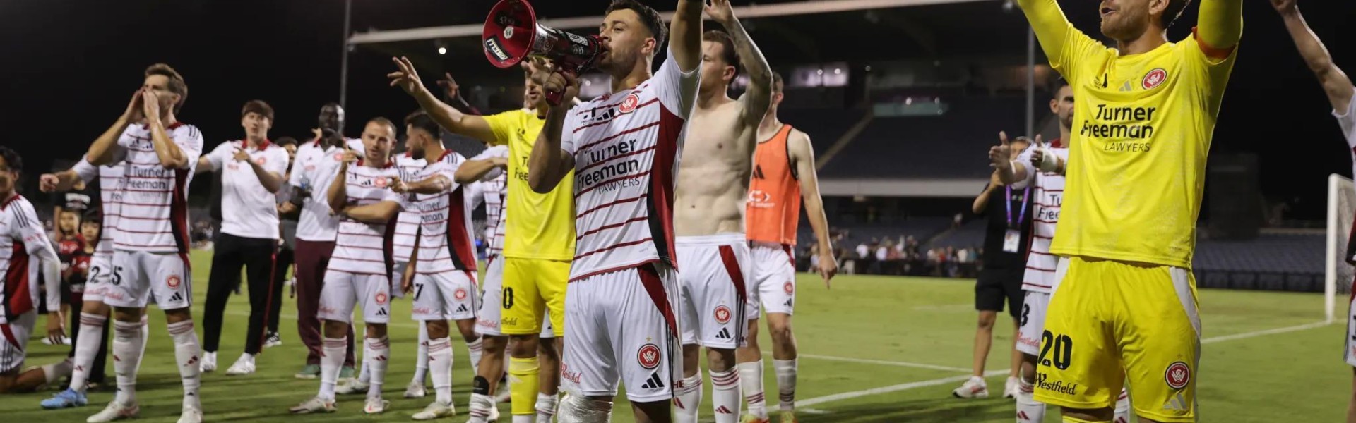 开云体育官网-喷气机vs西悉尼前瞻：主队进攻乏力亟待解决，罗斯需挺身而出