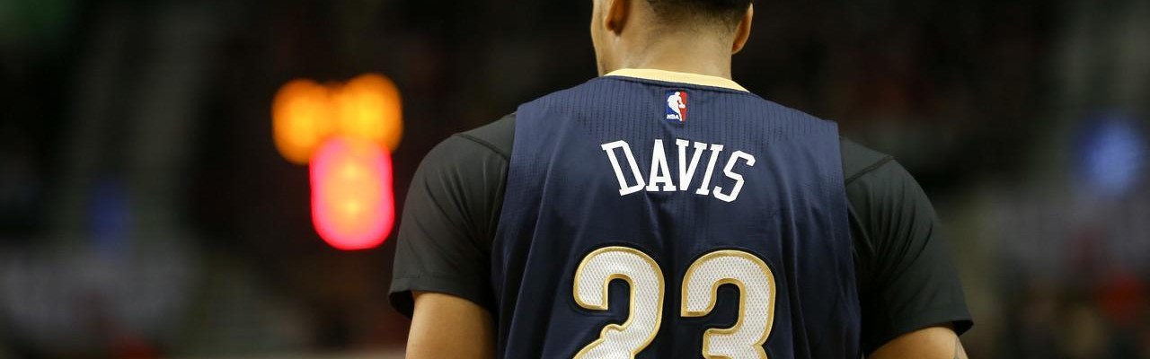 开云体育官方入口-23号球衣给了双向球员！美媒提问：鹈鹕应退役浓眉的23号球衣吗？