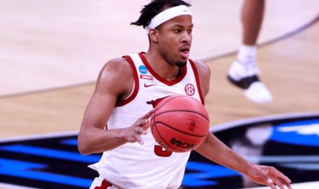 开云体育官方入口-准状元坎宁安的皮蓬？想找高质量拼图选他不会错