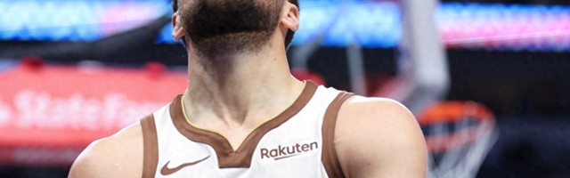 再打1场！皮尔斯用19年书写的得分纪录，就要被库里超越了|保罗·皮尔斯|斯蒂芬·库里|波士顿凯尔特人队|保罗-皮尔斯|杰森-塔图姆_新浪体育_新浪新闻