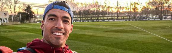 开云体育网站-极短时间生产2万件苏牙球衣 这事只中国人能办到！